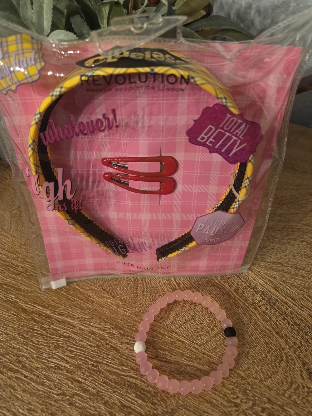 Revolution Clueless Headband with Red Clips and Pink Beaded Bracelet